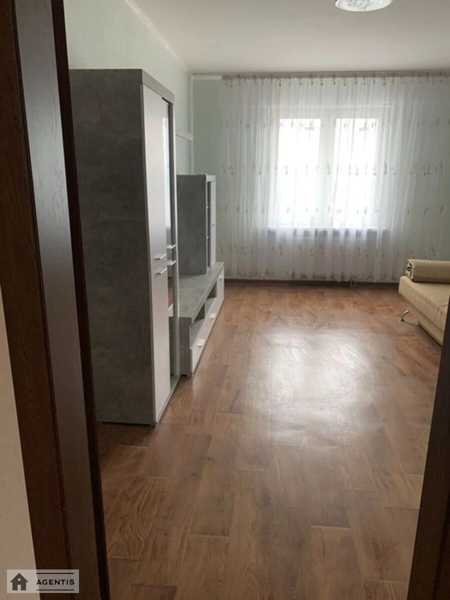 Apartment for rent. 1 room, 55 m², 24 floor/25 floors. Baltiyskiy, Kyiv. 