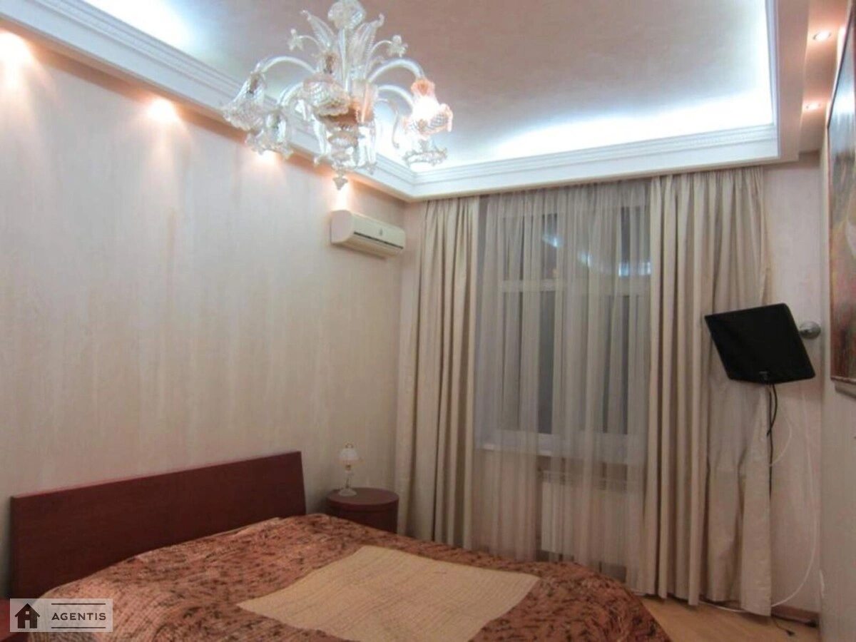 Apartment for rent. 4 rooms, 110 m², 4th floor/5 floors. 16, Instytutska 16, Kyiv. 