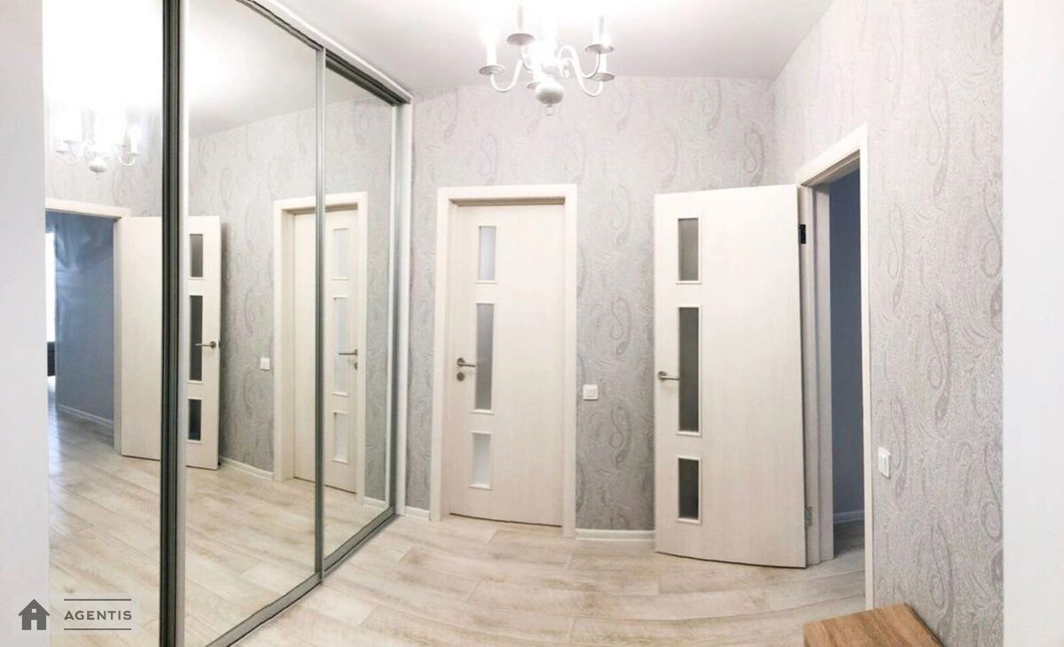 Apartment for rent. 2 rooms, 50 m², 2nd floor/6 floors. Zamkovetcka, Kyiv. 