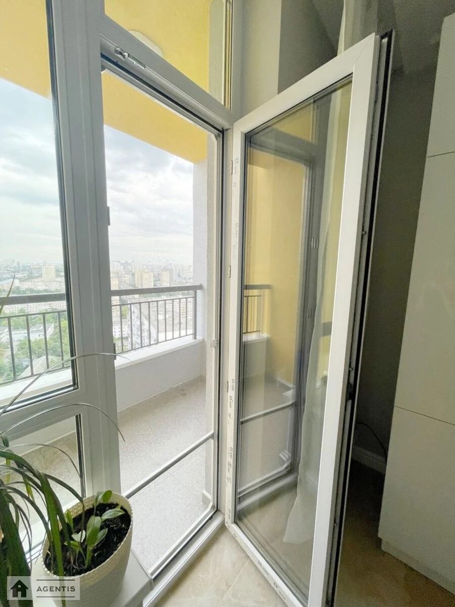 Apartment for rent. 1 room, 42 m², 23 floor/25 floors. Kahovska, Kyiv. 
