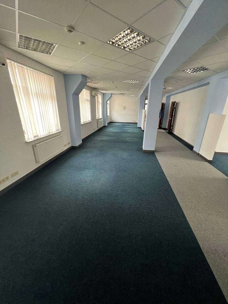 Продажа офиса. 600 m², 1st floor/6 floors. 35, Машиностроительная 35, Киев. 