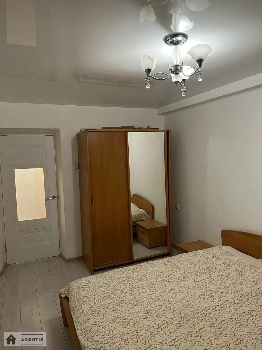 Apartment for rent. 3 rooms, 60 m², 2nd floor/9 floors. 39, Mytropolyta Vasylya Lypkivskoho vul. Urytskoho, Kyiv. 