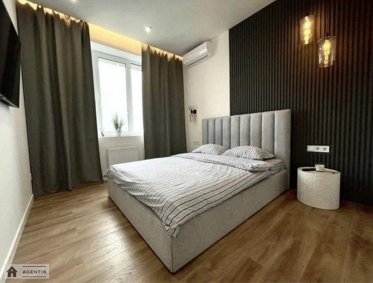 Apartment for rent. 3 rooms, 80 m², 26 floor/30 floors. 3, Mykilsko-Slobidska 3, Kyiv. 