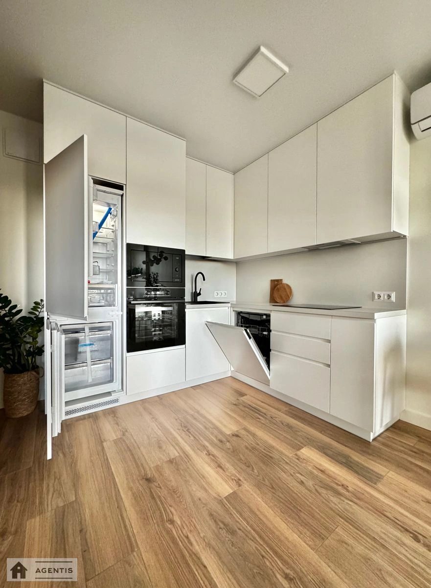 Apartment for rent. 2 rooms, 41 m², 21 floor/25 floors. 40, Ivana Vyhovskoho vul. Marshala Hrechka, Kyiv. 