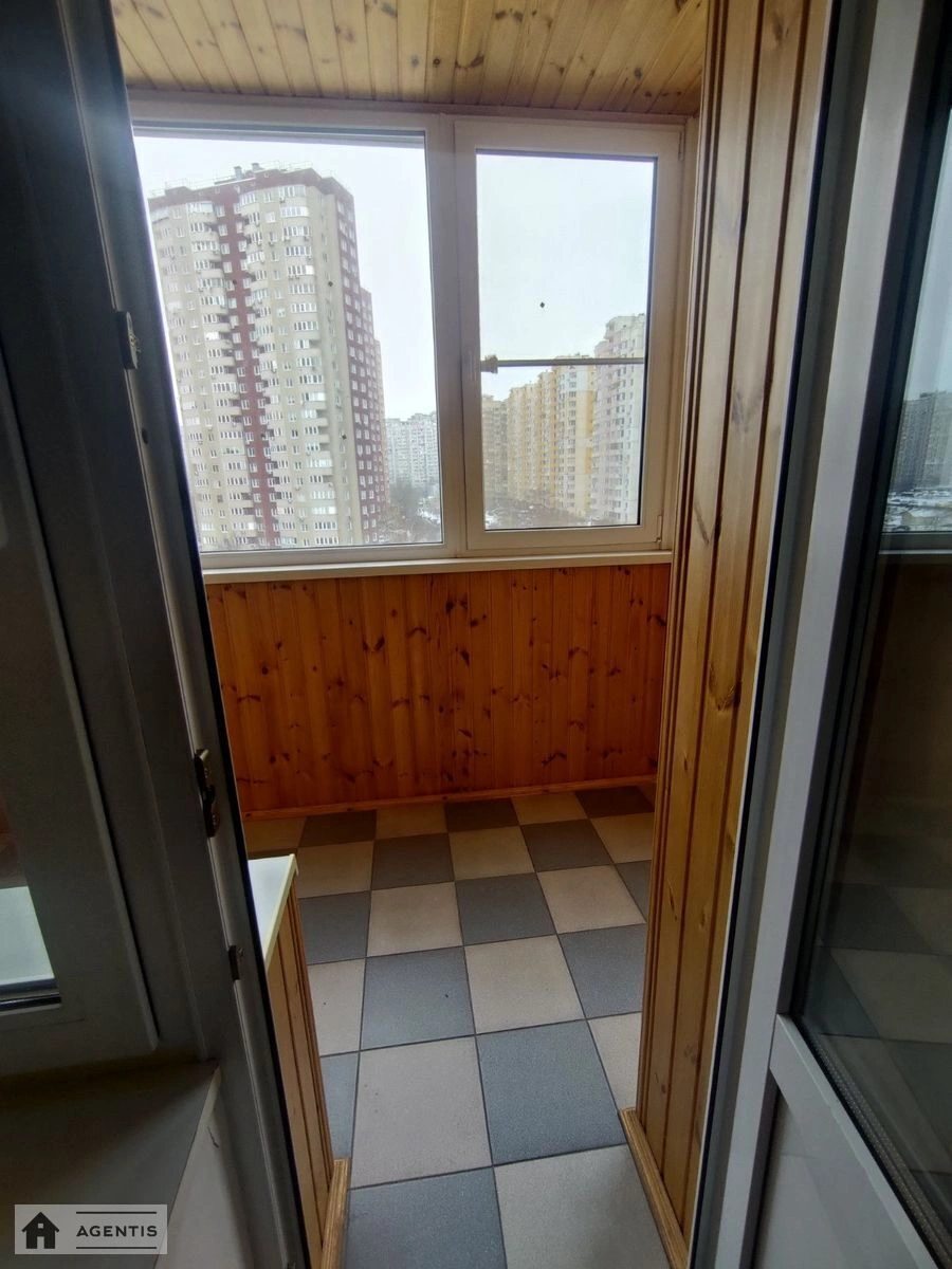 Сдам квартиру. 3 rooms, 104 m², 6th floor/18 floors. 2, Княжий Затон 2, Киев. 