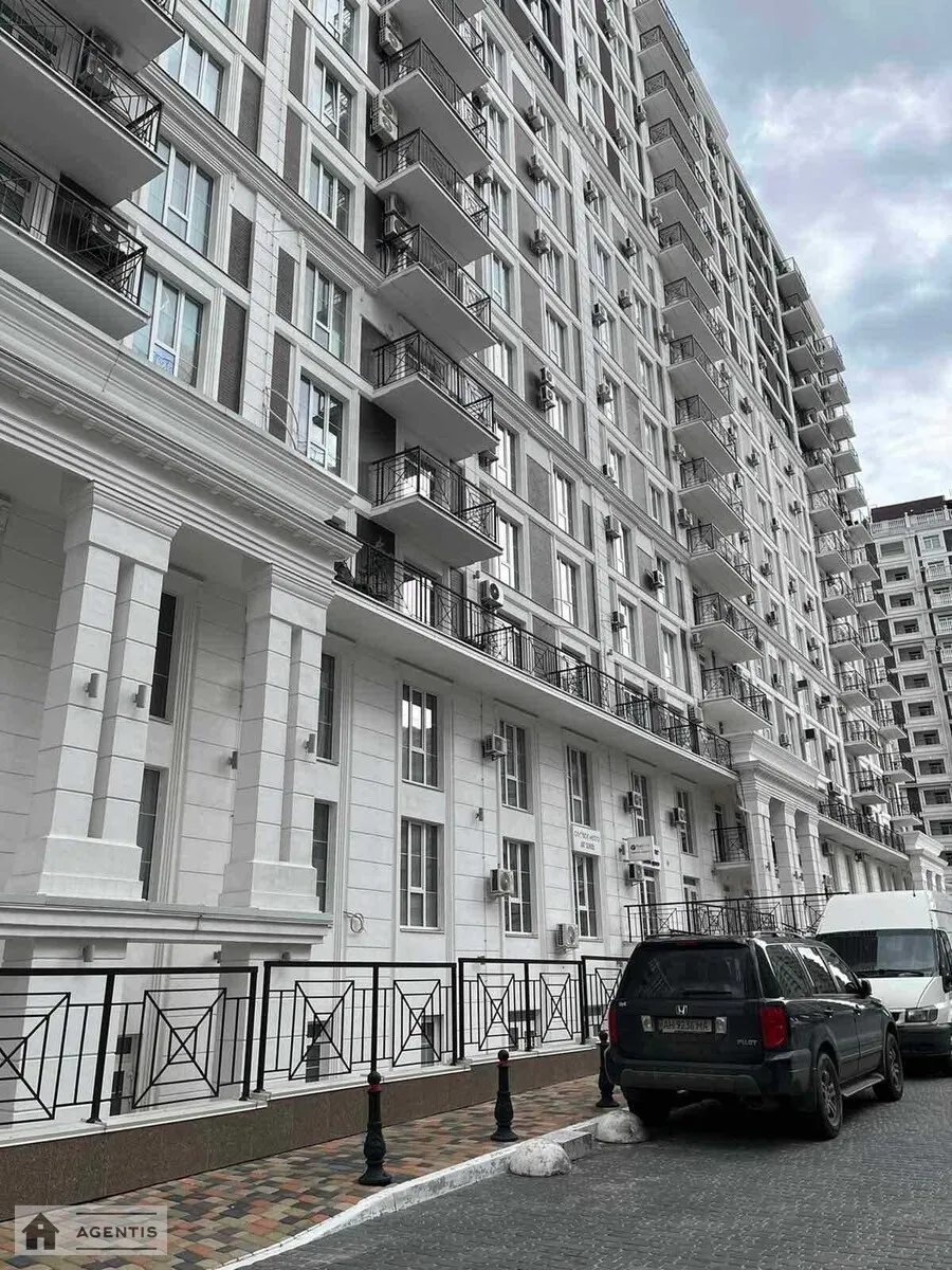Apartment for rent. 1 room, 42 m², 5th floor/16 floors. 26, Mykhayla Maksymovycha vul. Onufriya Trutenka, Kyiv. 