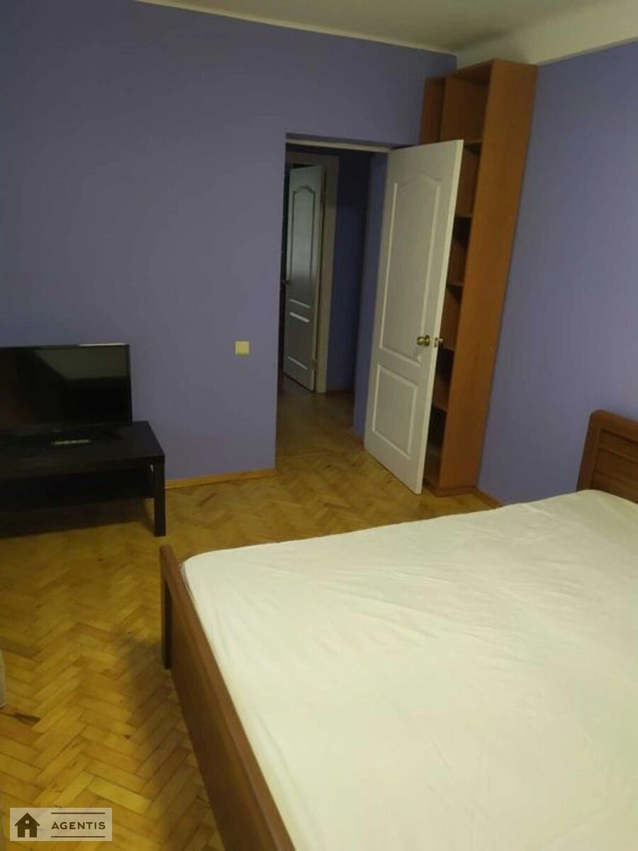 Здам квартиру. 3 rooms, 64 m², 1st floor/9 floors. Ентузіастів, Київ. 
