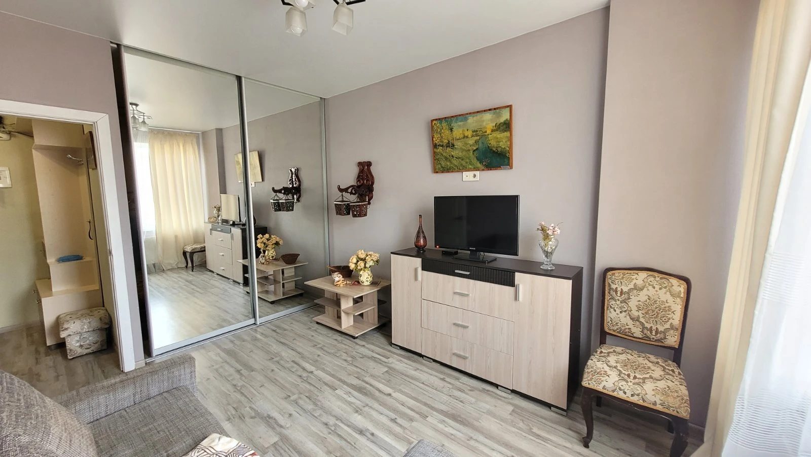 Apartment for rent. 1 room, 36 m², 12 floor/17 floors. 11, Massyv Raduzhnyy 1 , Odesa. 
