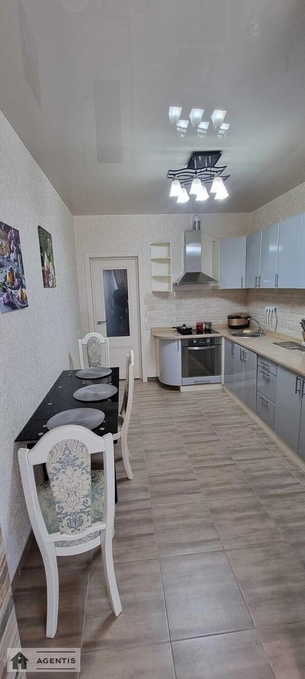 Здам квартиру. 1 room, 42 m², 2nd floor/24 floors. 4, Миколи Гулака вул., Київ. 