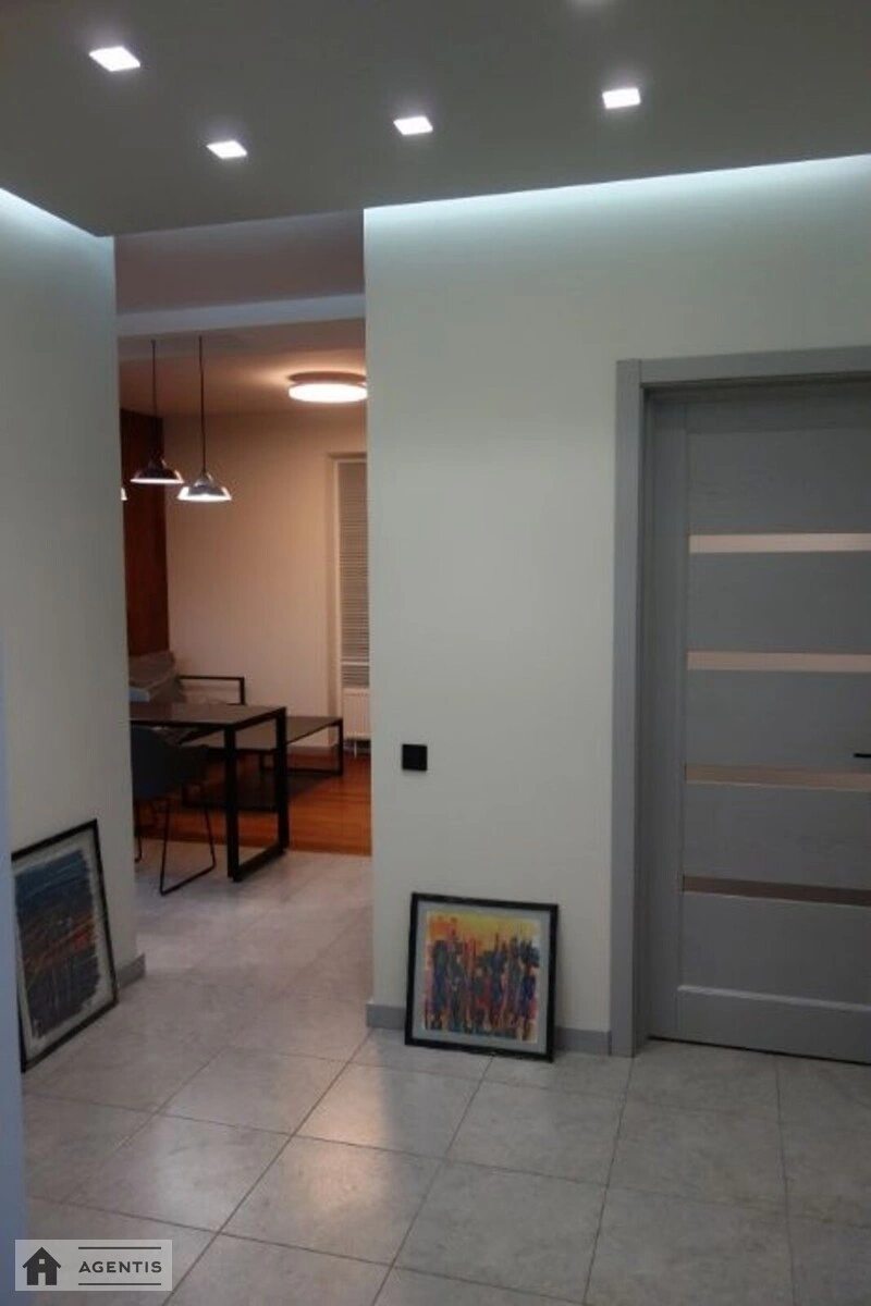 Apartment for rent. 1 room, 47 m², 18 floor/25 floors. 1, Sholudenka 1, Kyiv. 