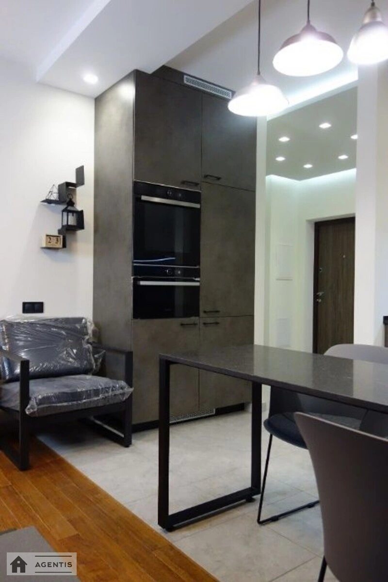 Apartment for rent. 1 room, 47 m², 18 floor/25 floors. 1, Sholudenka 1, Kyiv. 