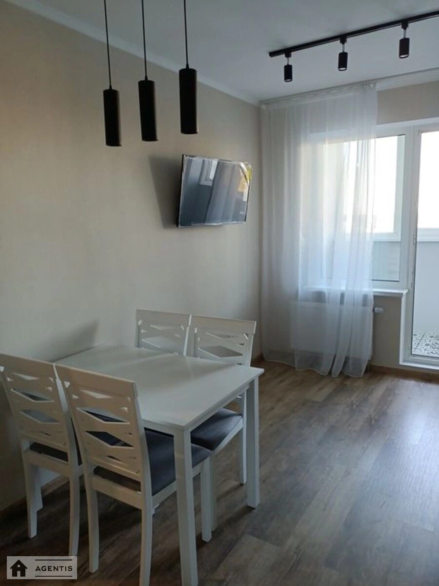 Apartment for rent. 1 room, 50 m², 23 floor/25 floors. 56, Revutckogo 56, Kyiv. 