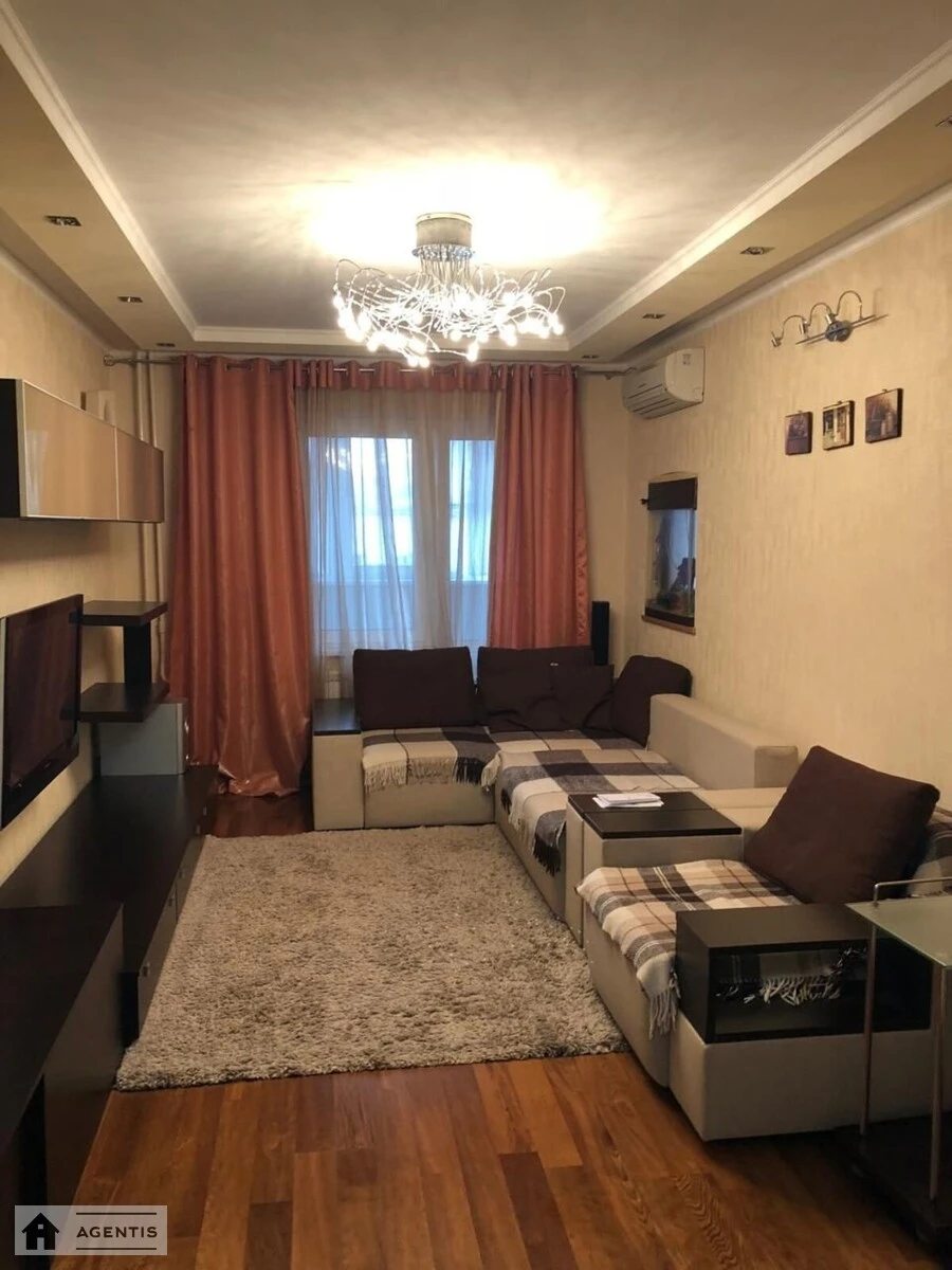 Apartment for rent. 3 rooms, 96 m², 3rd floor/18 floors. 18, Heorhiya Honhadze prosp., Kyiv. 