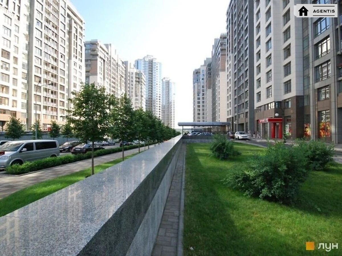 Apartment for rent. 2 rooms, 70 m², 8th floor/23 floors. 19, Andriya Verkhohlyada vul. Mykhayla Drahomirova, Kyiv. 