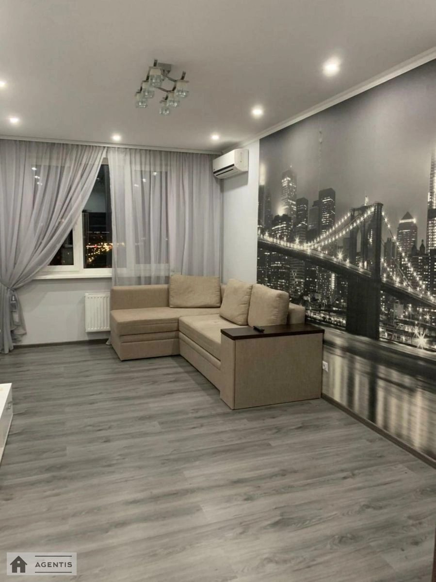 Apartment for rent. 2 rooms, 70 m², 14 floor/24 floors. 3, Feodosiyska 3, Kyiv. 
