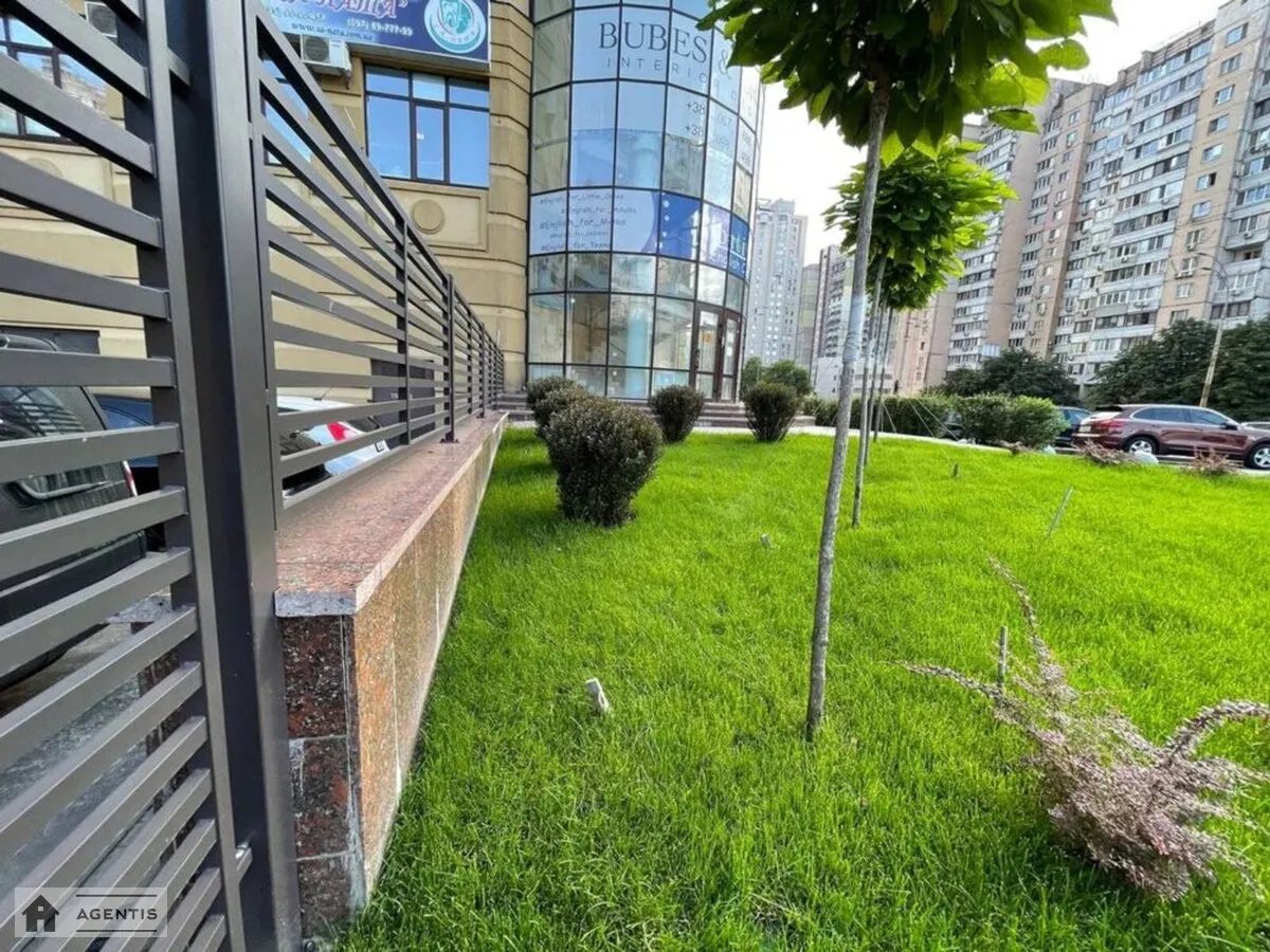 Apartment for rent. 4 rooms, 180 m², 20 floor/25 floors. 75, Dmytrivska 75, Kyiv. 