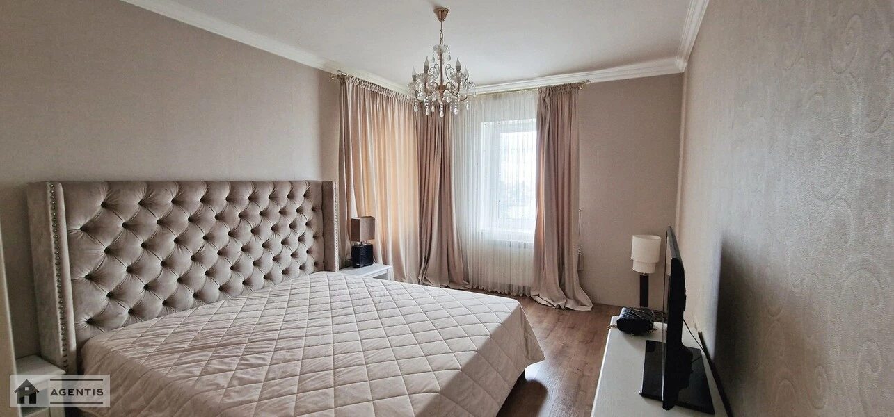 Apartment for rent. 3 rooms, 120 m², 19 floor/19 floors. 9, Romana Ratushnoho vul. Volhohradska, Kyiv. 
