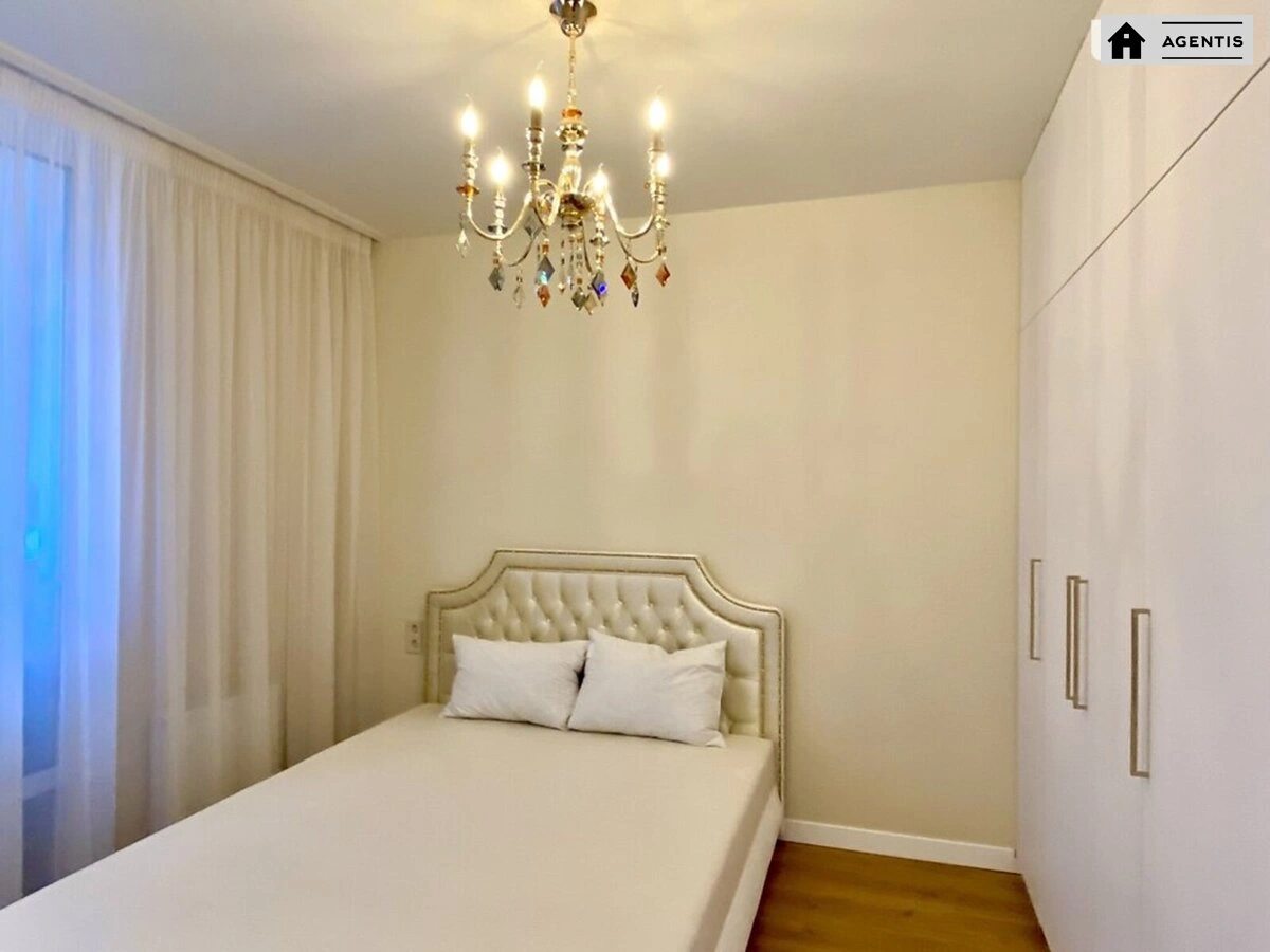 Apartment for rent. 2 rooms, 70 m², 22 floor/25 floors. 6, Zarichna 6, Kyiv. 