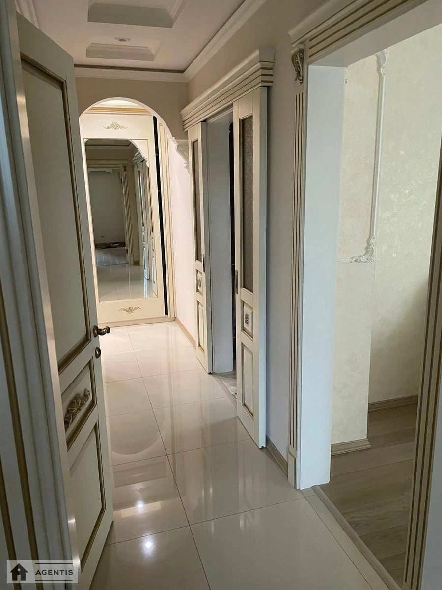 Apartment for rent. 2 rooms, 75 m², 3rd floor/16 floors. 21, Anatoliya Petrytskoho vul., Kyiv. 