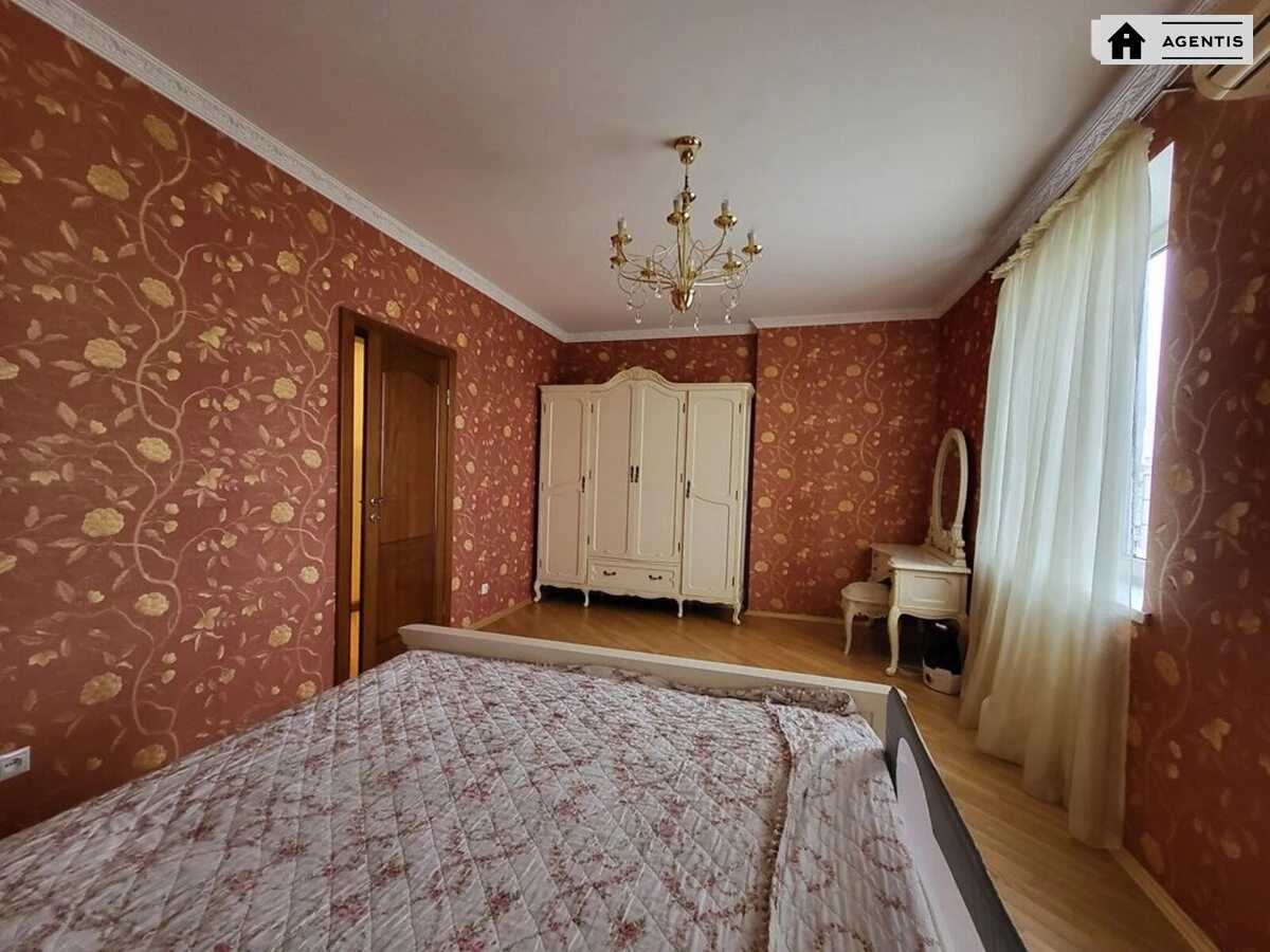 Apartment for rent. 3 rooms, 110 m², 8th floor/19 floors. 2, Mykilsko-Slobidska 2, Kyiv. 
