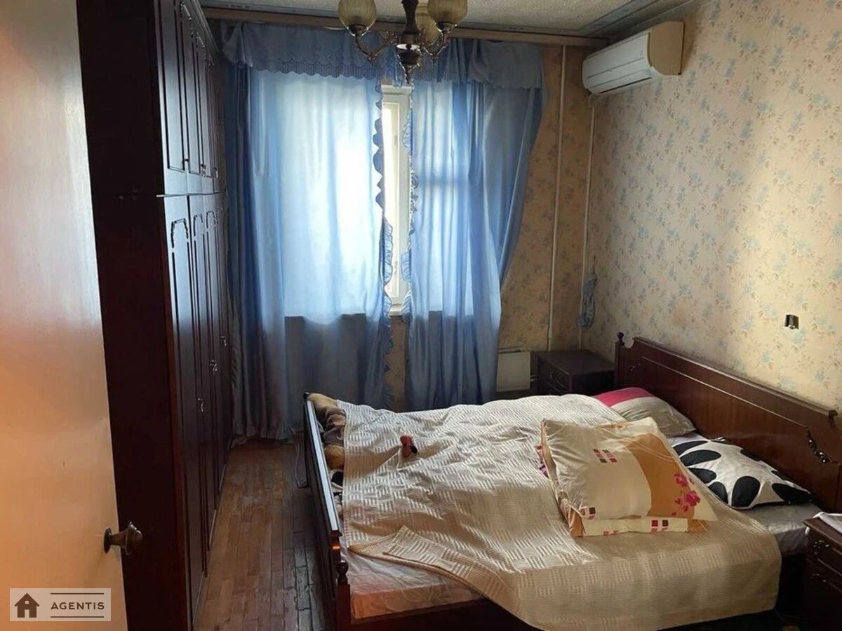 Apartment for rent. 2 rooms, 55 m², 14 floor/16 floors. 42, Radunska 42, Kyiv. 