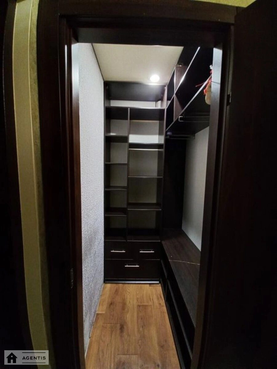 Apartment for rent. 1 room, 49 m², 2nd floor/25 floors. 60, Nauky 60, Kyiv. 