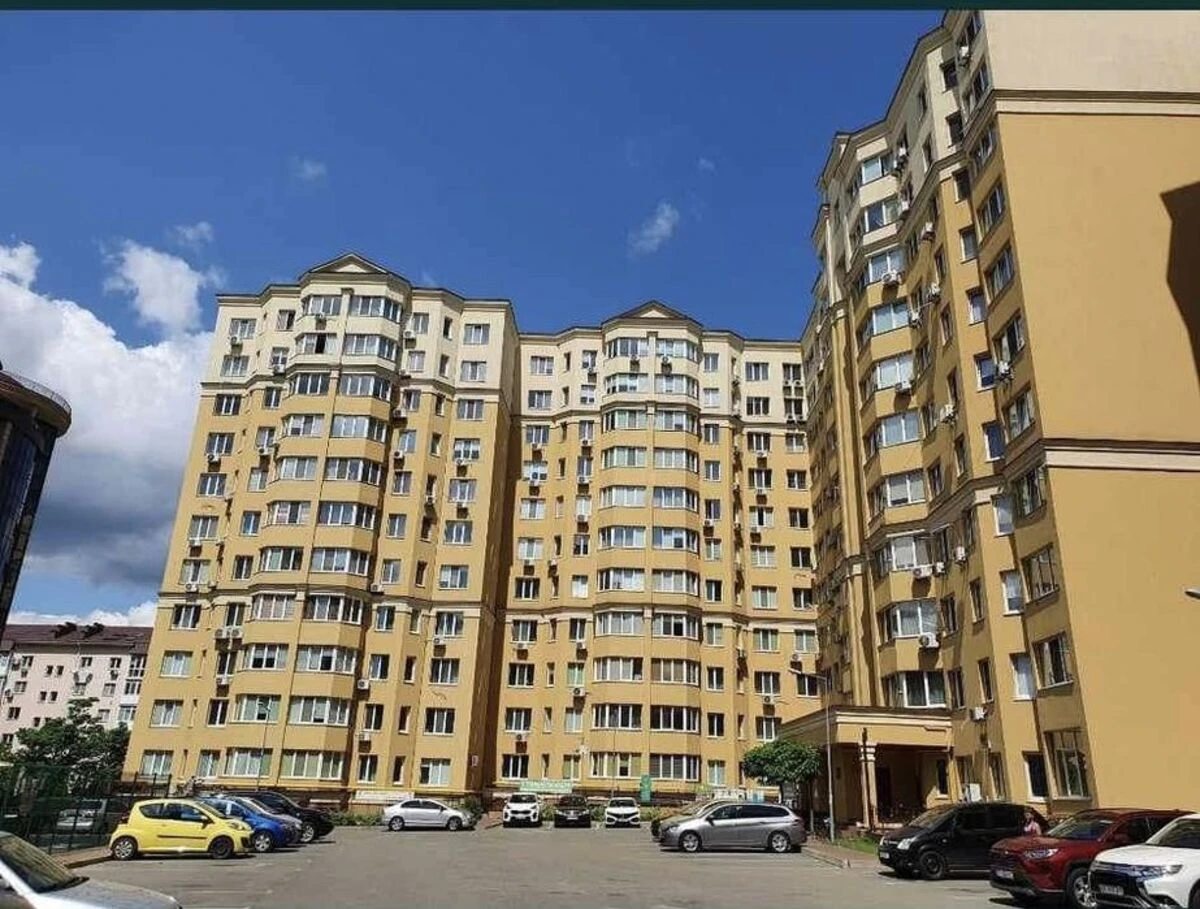 Apartments for sale. 1 room, 42 m², 7th floor/10 floors. 20, L. Ukrayinky , Sofiyivska Borshchahivka. 