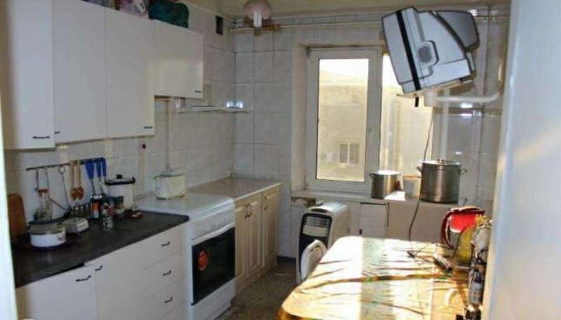 Продаж квартири. 3 rooms, 64 m², 8th floor/9 floors. Янгеля, Дніпро. 