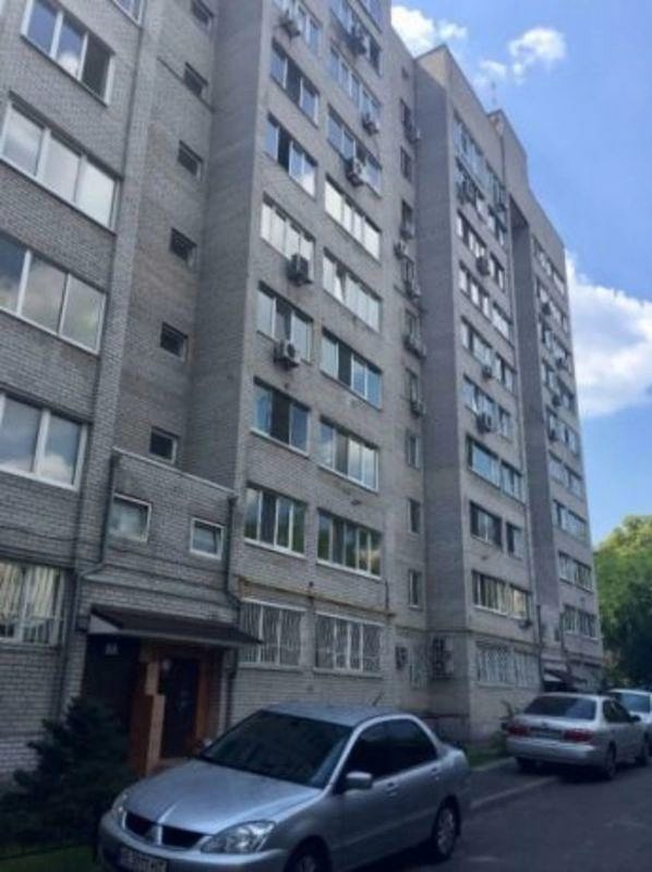 Apartments for sale. 3 rooms, 106 m², 9th floor/10 floors. 90, Artema, Dnipro. 