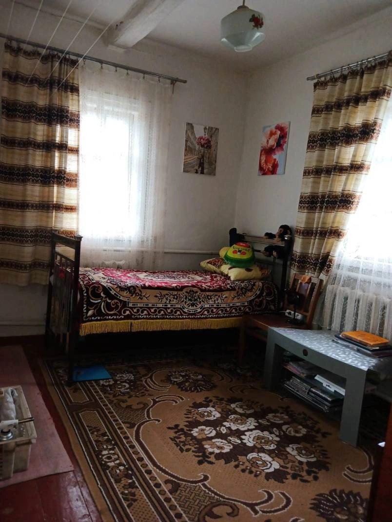 House for sale. 3 rooms, 63 m², 1 floor. Hostra Mohyla. 