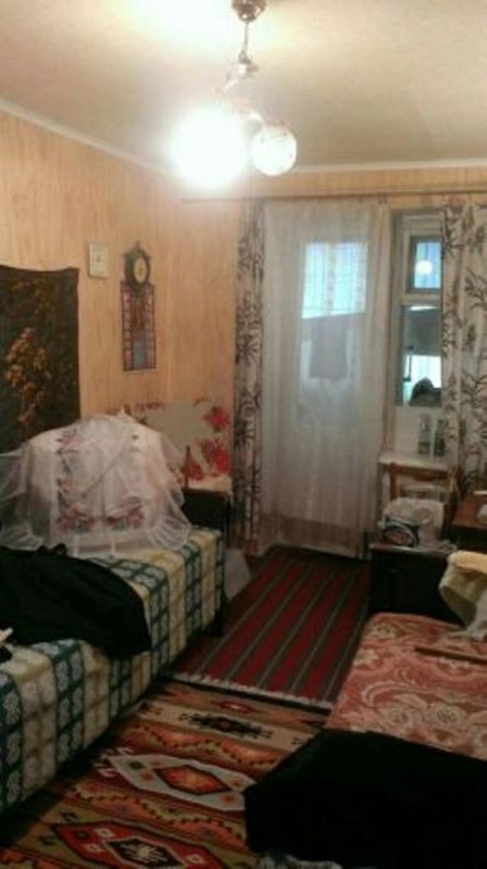Продаж квартири. 4 rooms, 81 m², 8th floor/9 floors. Мурманская, Дніпро. 